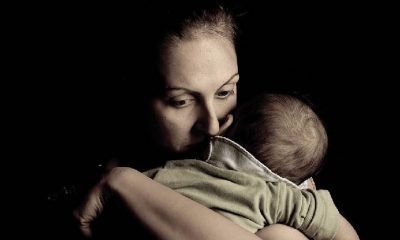 Doğum sonrası depreyonu anneleri yalnızlaştırıyor