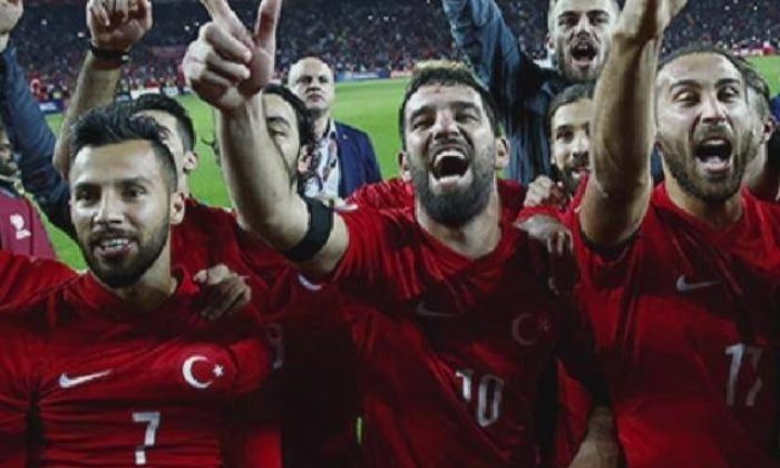 Türk futbolu Türk sporu!