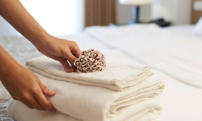 Güneş yağı lekelerine dikkat!