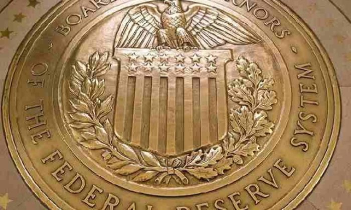 Fed tutanakları, faiz oranlarının sıfır seviyesinde tutulacağını işaret etti