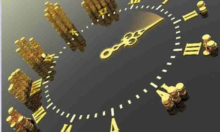 Altın vadelileri risk iştahının azalması ile yükseldi