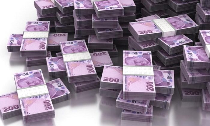 Hazine yurt içinde neden dövizle borçlanıyor, riskleri neler? Uzmanları yorumladı…