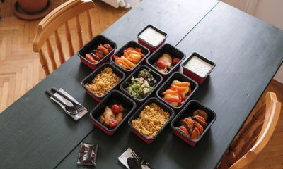 Şirketler çalışanlarının yemeklerini evlerine bırakmaya başladı