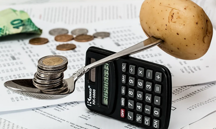 Paranızın yetmemesinin sebebi geliriniz değil giderleriniz olabilir