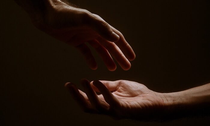 Hiddeti empatiye dönüştürmek