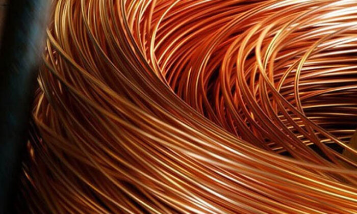 Bakır fiyatları zayıf dolar ile yükseldi