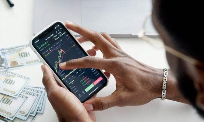 Dolar/TL rekor tazeledi: 9,99 seviyesi görüldü