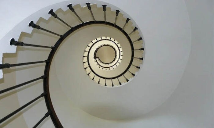 Piyasalarda yanılsamalar ve yatırımcılara stratejiler/ Ekonomist Cemre Yoldaş